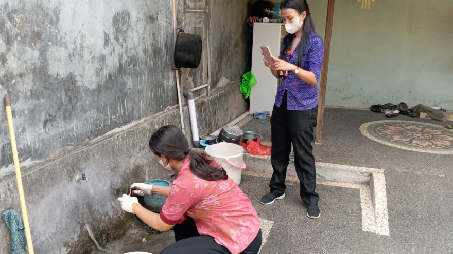 Giat Sampling Mata Air dan Sumur Bor